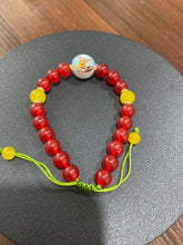 Load image into Gallery viewer, Brazalete San Miguel con Onix rojo y Jade Amarillo