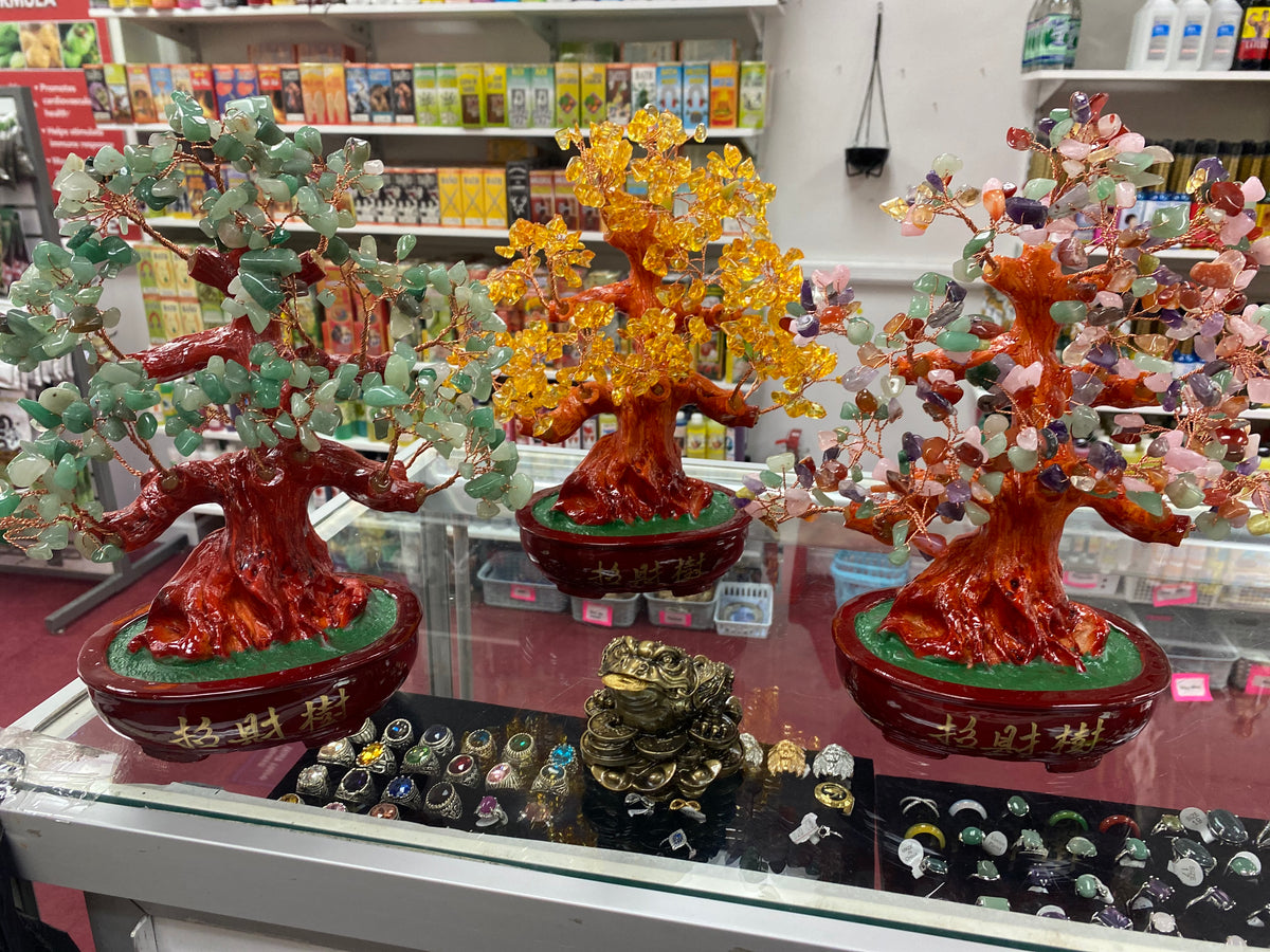 Árbol de piedras para prosperidad