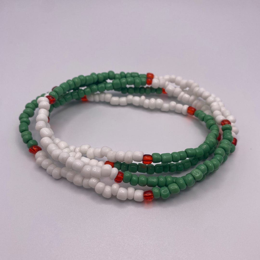 Collar verde, rojo y blanco
